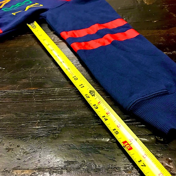 Mickey Sweatshirt ❤️ - Picture 7 of 8